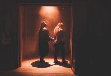 Chicago’s Theater of the Mind Is an Attendee Mindblower 5.13.26 Chicago’s immersive Theater of the Mind theatrical experience