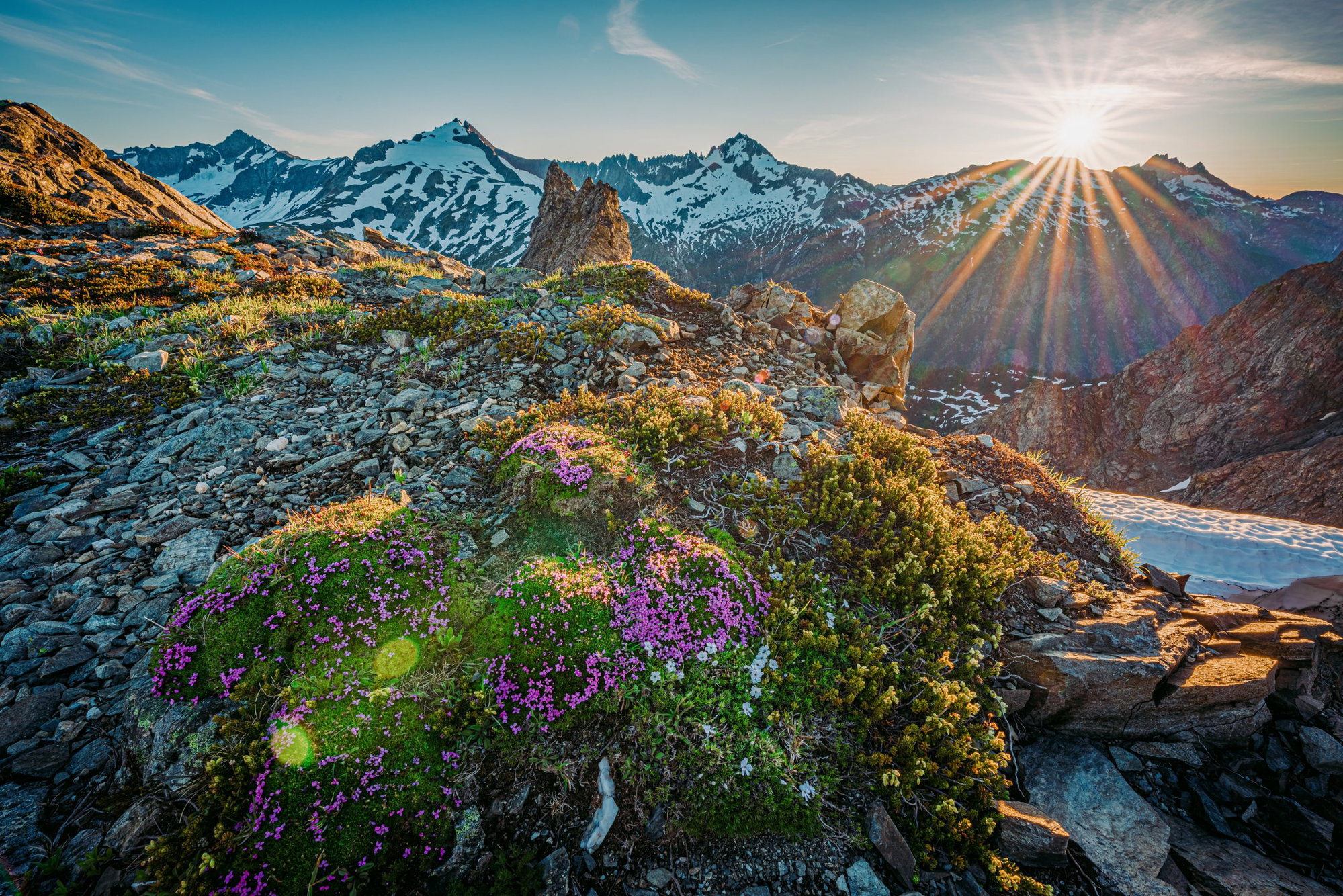 7.15.26 Some 90 minutes north of Everett, Washington, in Snohomish County, North Cascades National Park is one of three national parks in western Washington. || Photo by Nathan, courtesy of Adobe